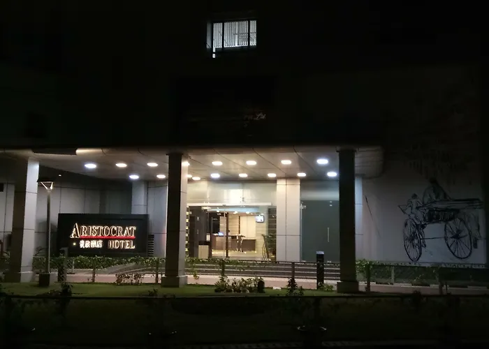 Hotels with a view Aristocrat , New Town, Kolkata